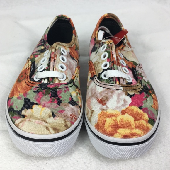 NIB Kids Vans Classic with Floral Pattern NEW - Picture 3 of 6